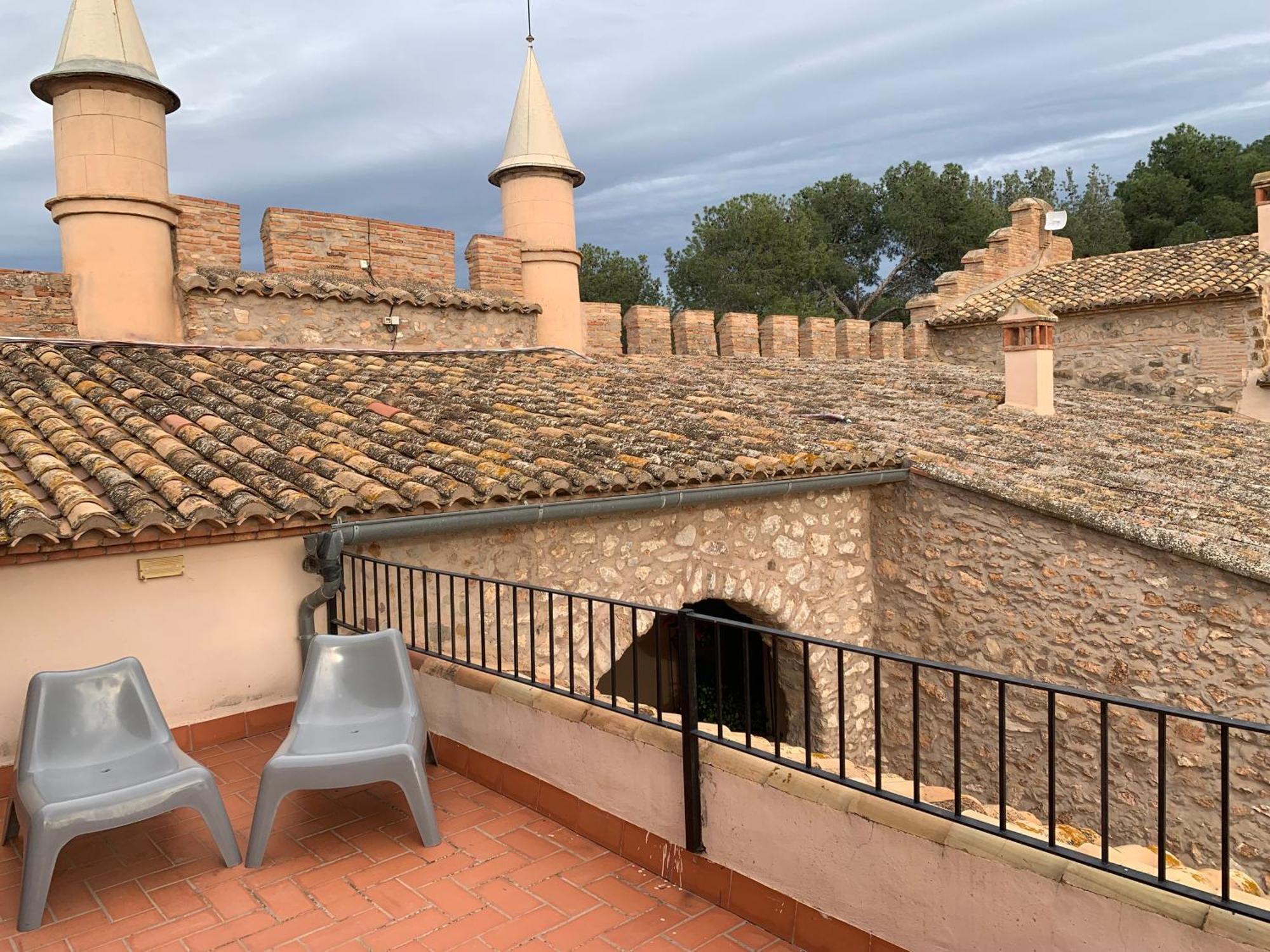 Castillo Con Piscina En Plena Sierra Calderona Сегорбе Экстерьер фото